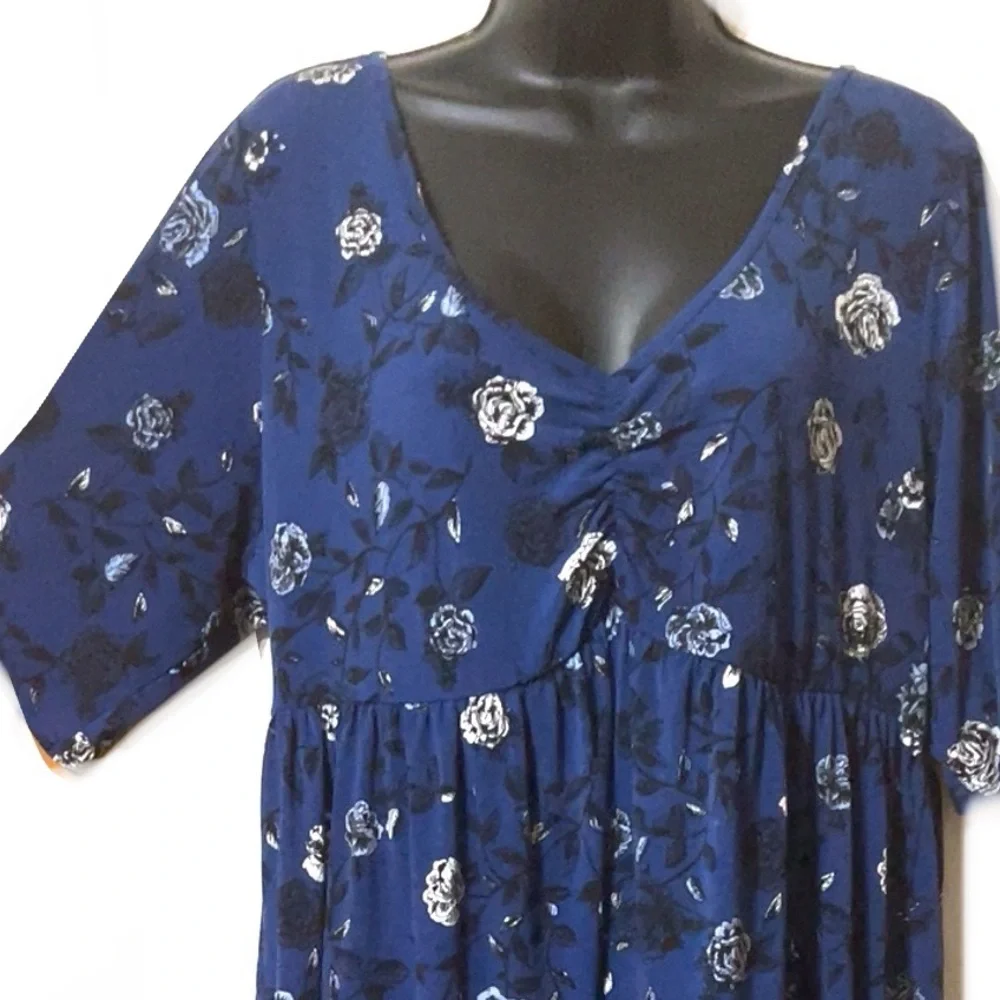 🌺TORRID Ruched Front Babydoll Top🌺 - Picture 7 of 7
